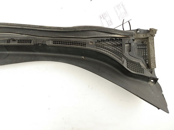 Nissan Leaf Windshield Cowl Vent Panel