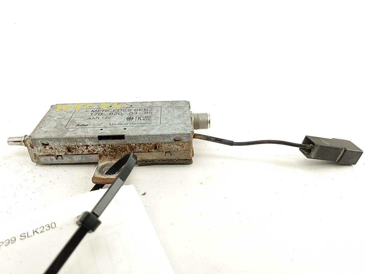 Mercedes SLK230 Antenna AMP Module