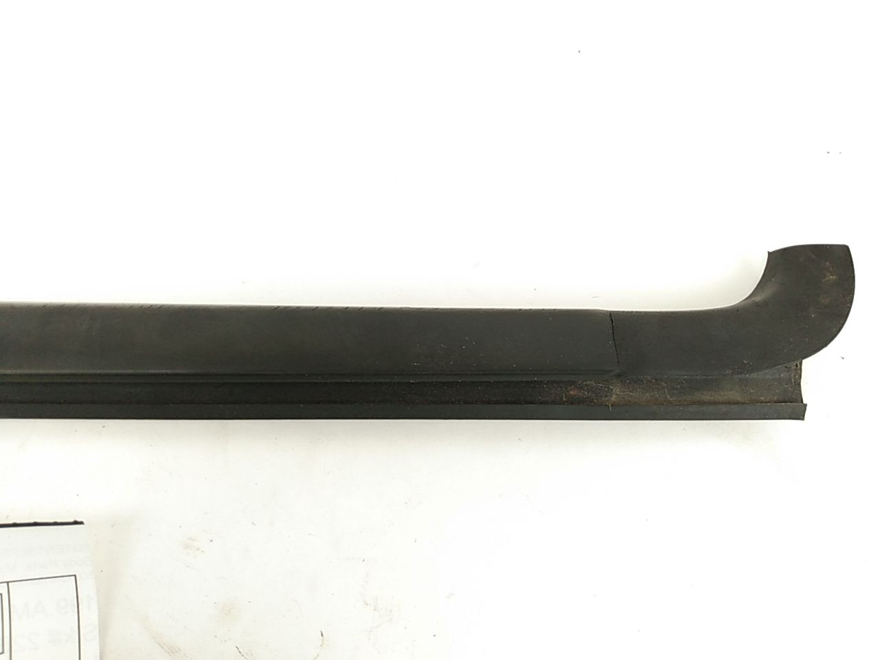 Hummer H3 Front Left Outer Window Sweep - 0