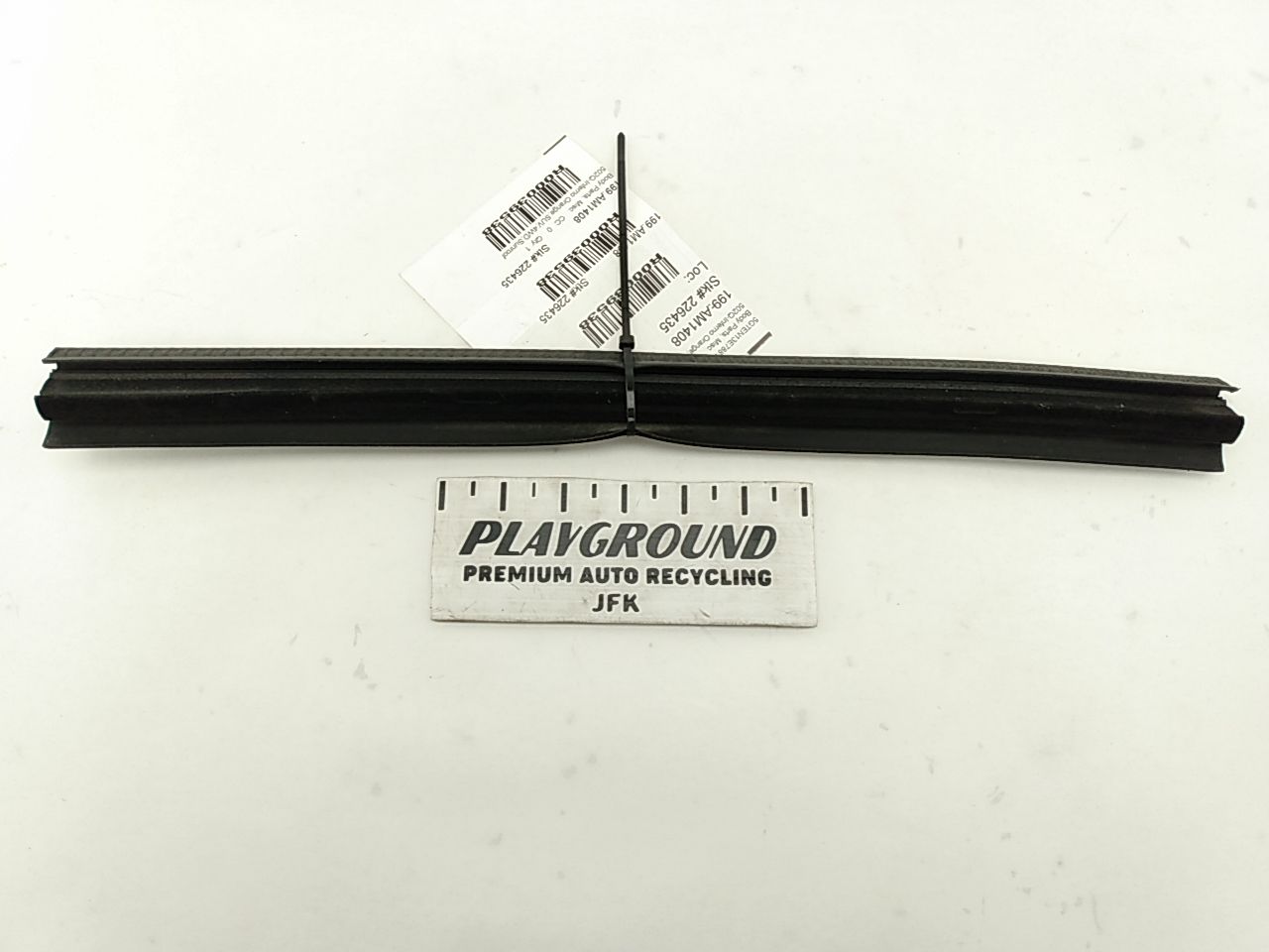 Hummer H3 Rear Left Inner Window Sweep