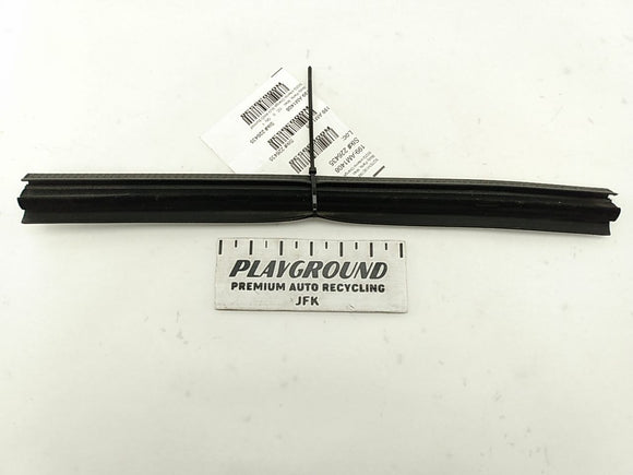 Hummer H3 Rear Left Inner Window Sweep