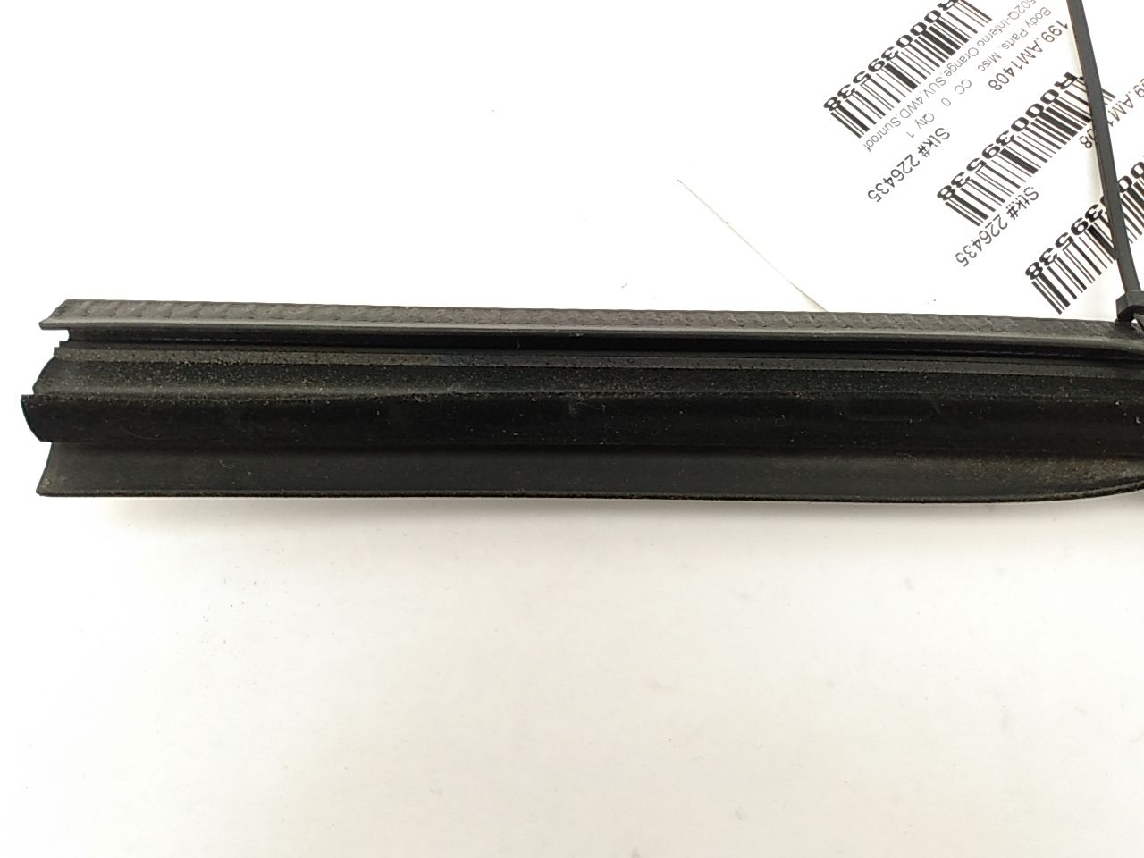 Hummer H3 Rear Left Inner Window Sweep - 0