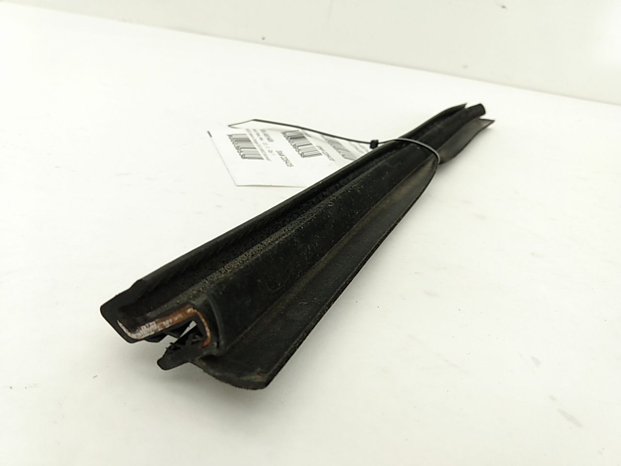 Hummer H3 Rear Left Inner Window Sweep