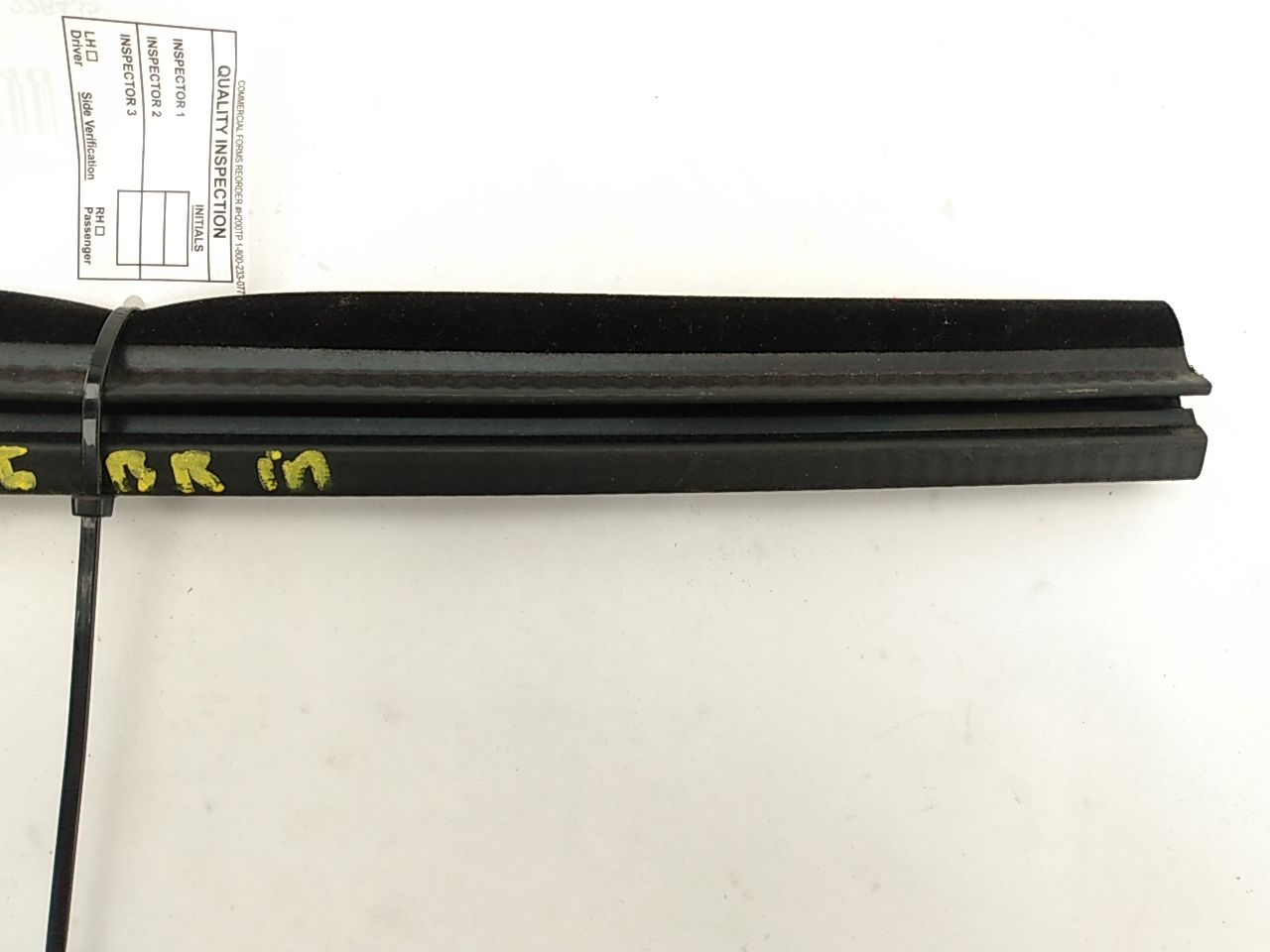 Hummer H3 Rear Right Inner Window Sweep