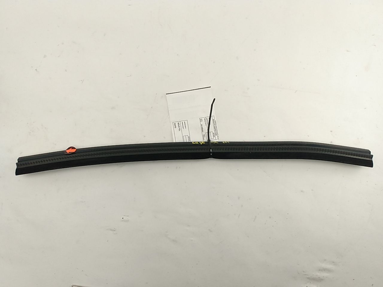 Hummer H3 Front Right Inner Window Sweep