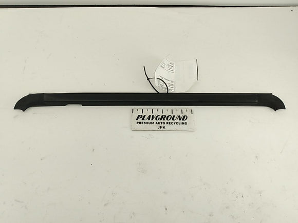 Hummer H3 Rear Left Outer Window Sweep