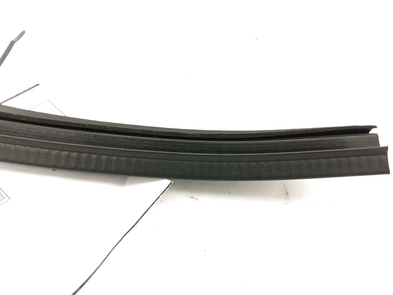 Hummer H3 Rear Right Inner Window Sweep