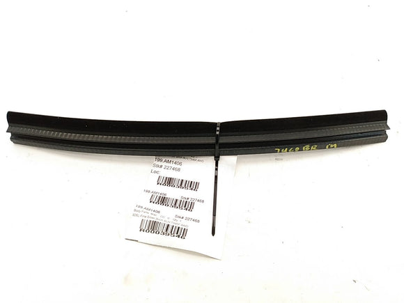 Hummer H3 Rear Right Inner Window Sweep