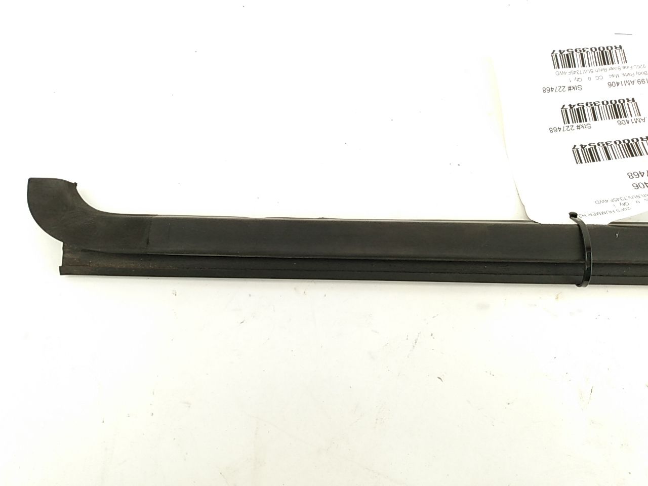 Hummer H3 Front Right Outer Window Sweep