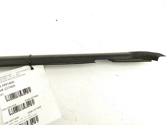 Hummer H3 Front Right Outer Window Sweep