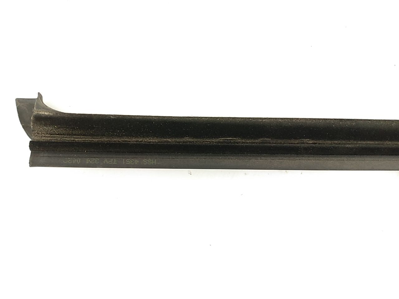 Hummer H3 Front Right Outer Window Sweep