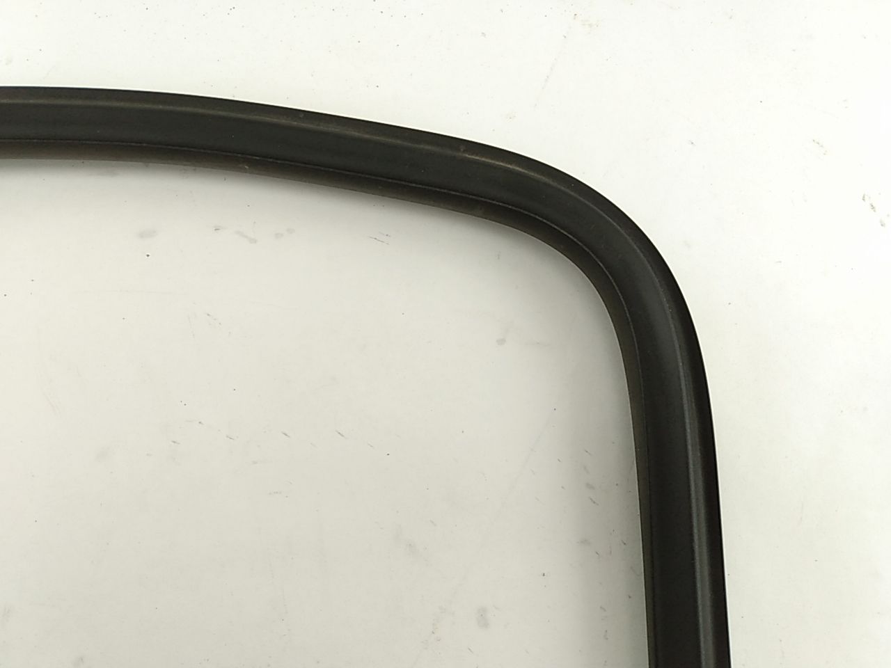 Hummer H3 Front Right Inner Upper Door Seal