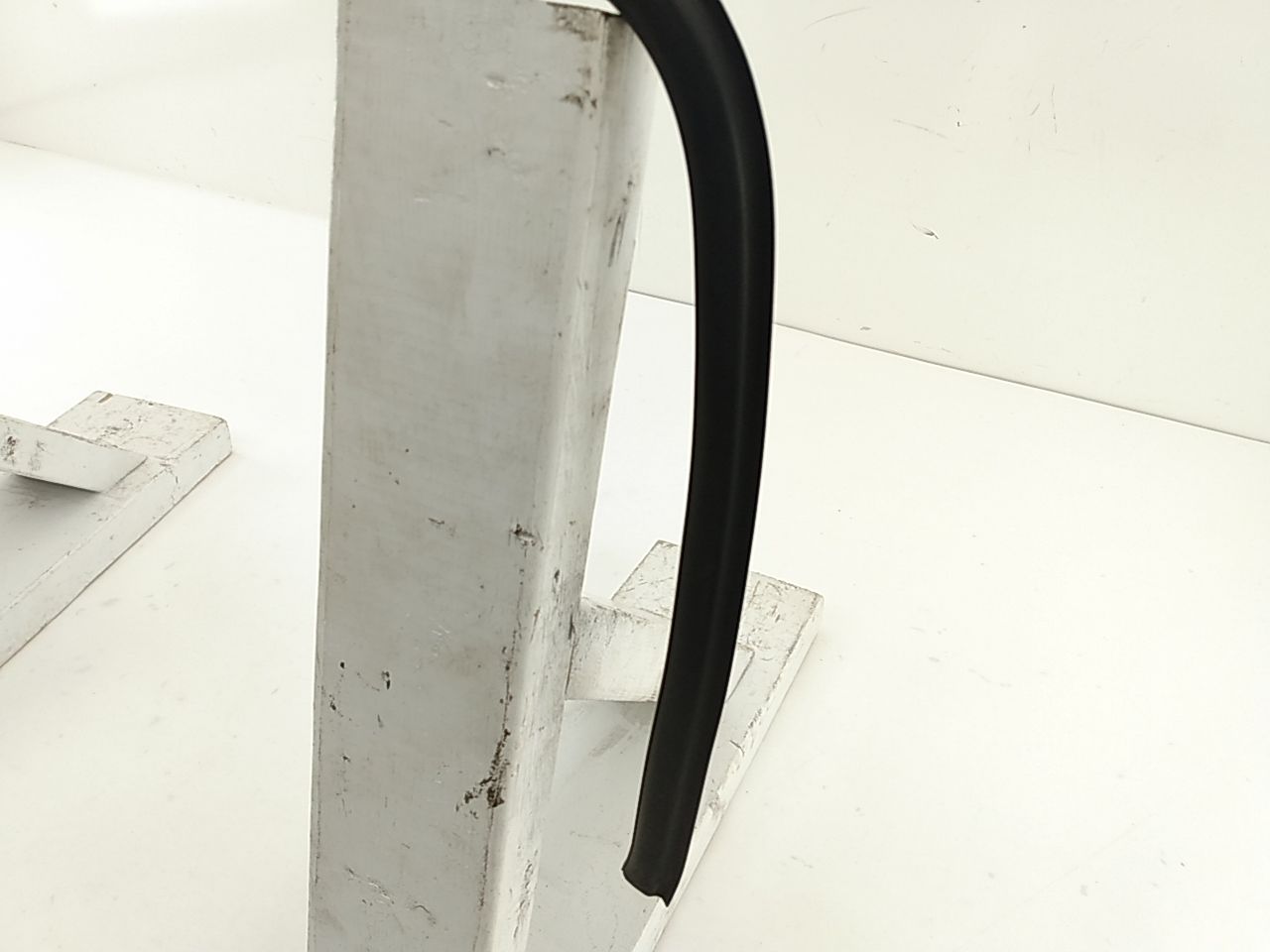 Hummer H3 Rear Left Inner Upper Door Seal