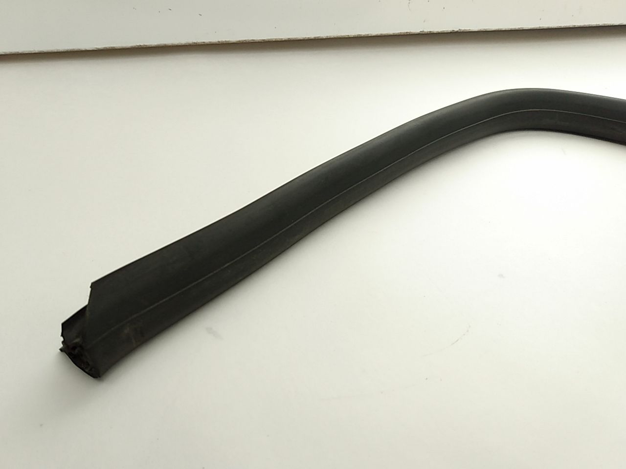 Hummer H3 Rear Left Inner Upper Door Seal