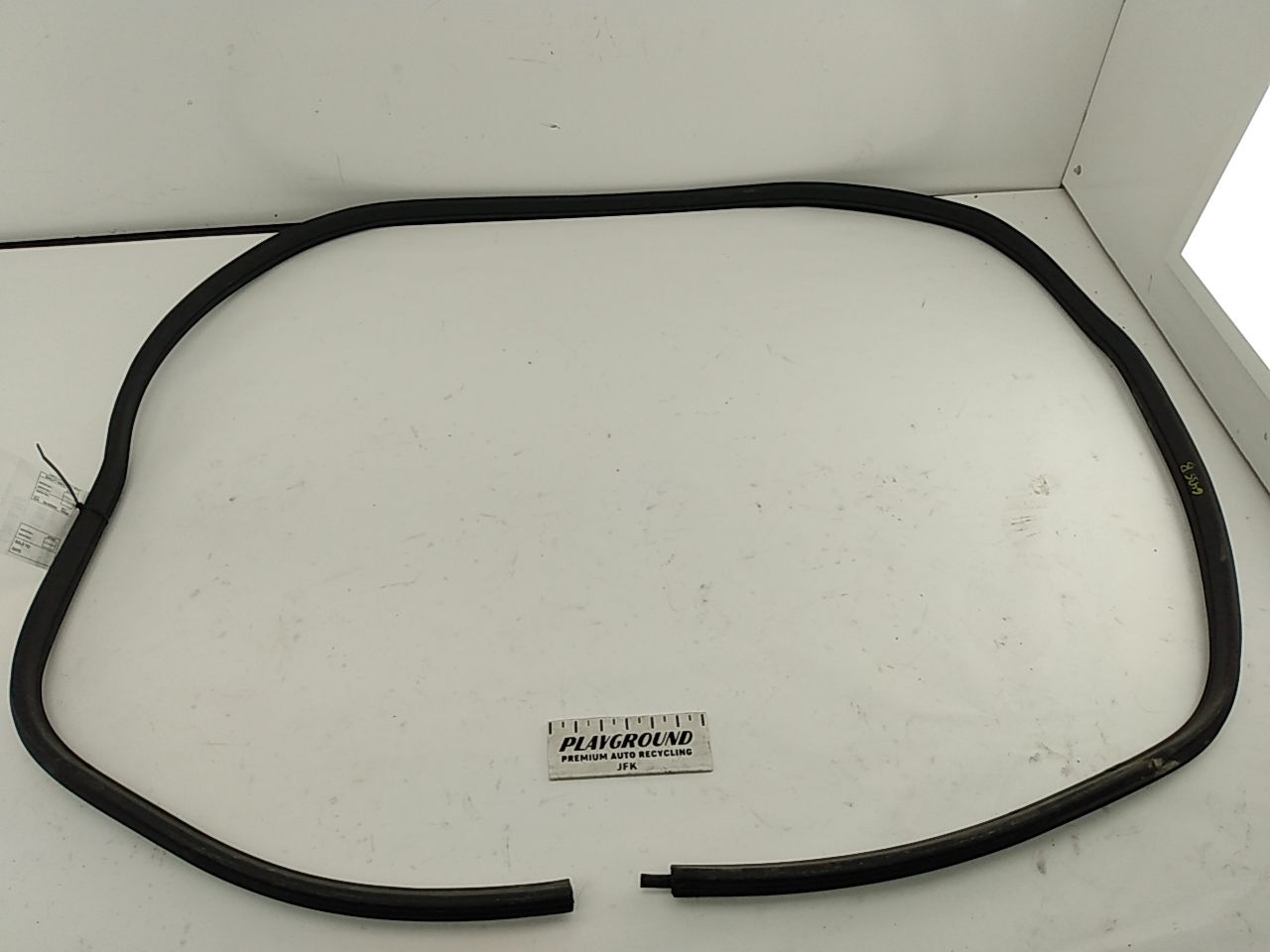 Hummer H3 Rear Door Seal