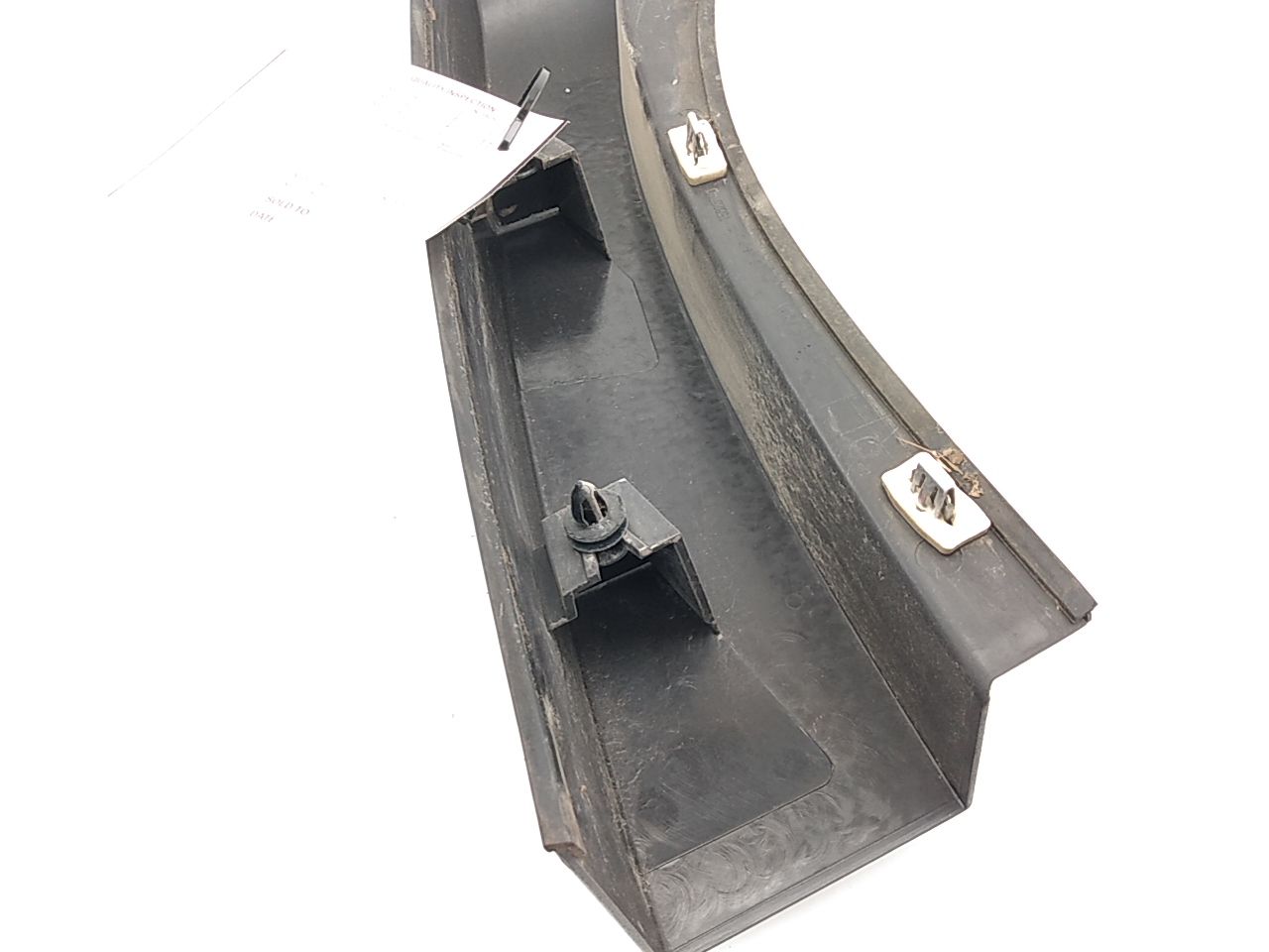 Hummer H3 Rear Right Quarter Moulding