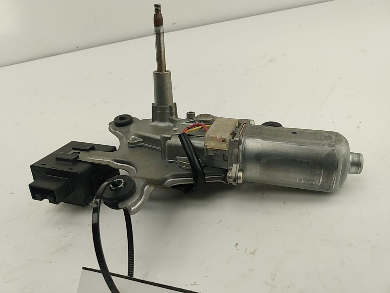 Hummer H3 Rear Wiper Motor