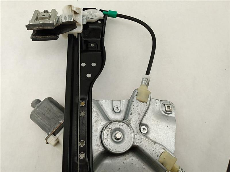 Hummer H3 Right Front Window Regulator