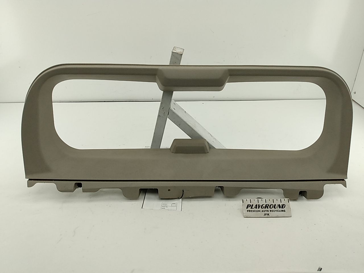 Hummer H3 Rear Tailgate Interior Window Trim