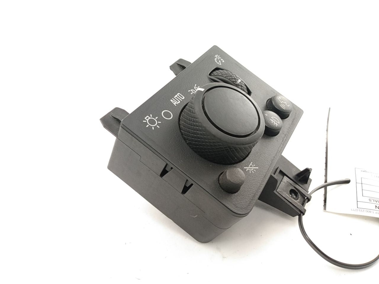 Hummer H3 Headlight Switch | Playground PAR