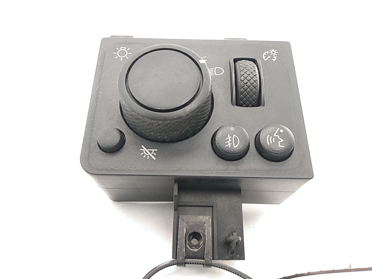 Hummer H3 Headlight Switch | Playground PAR