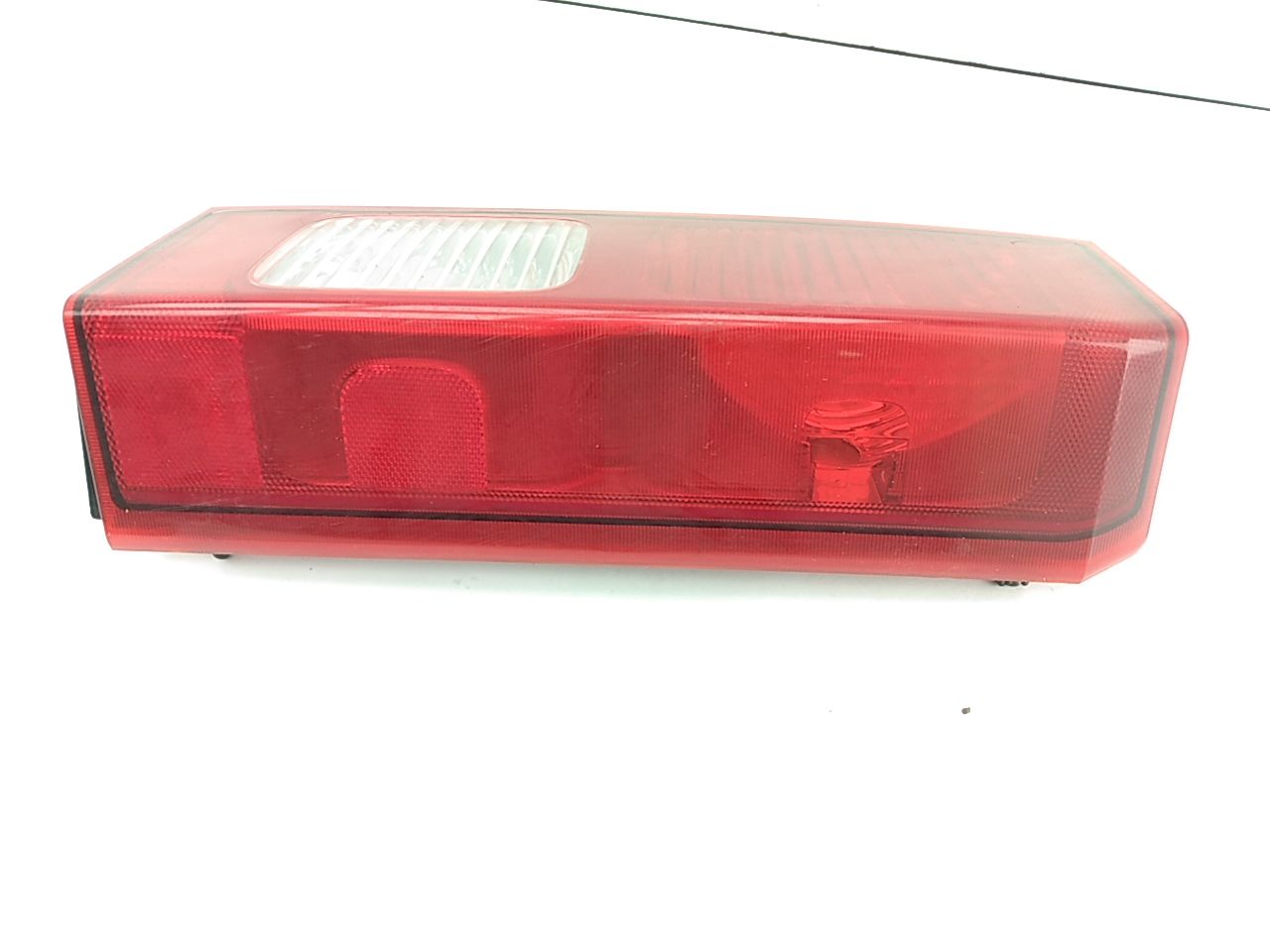 Hummer H3 Rear Right Tail Lamp