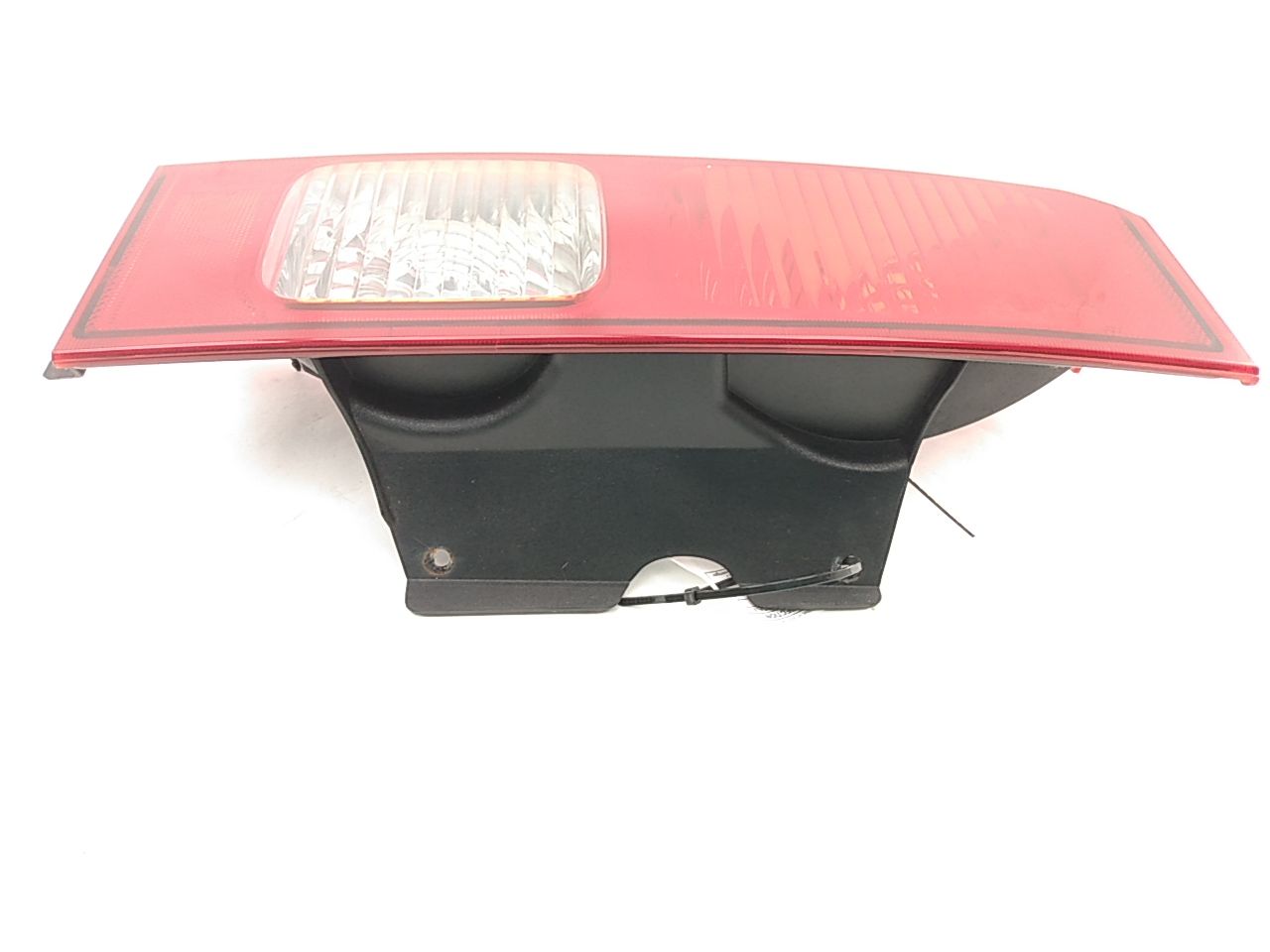 Hummer H3 Rear Left Tail Lamp