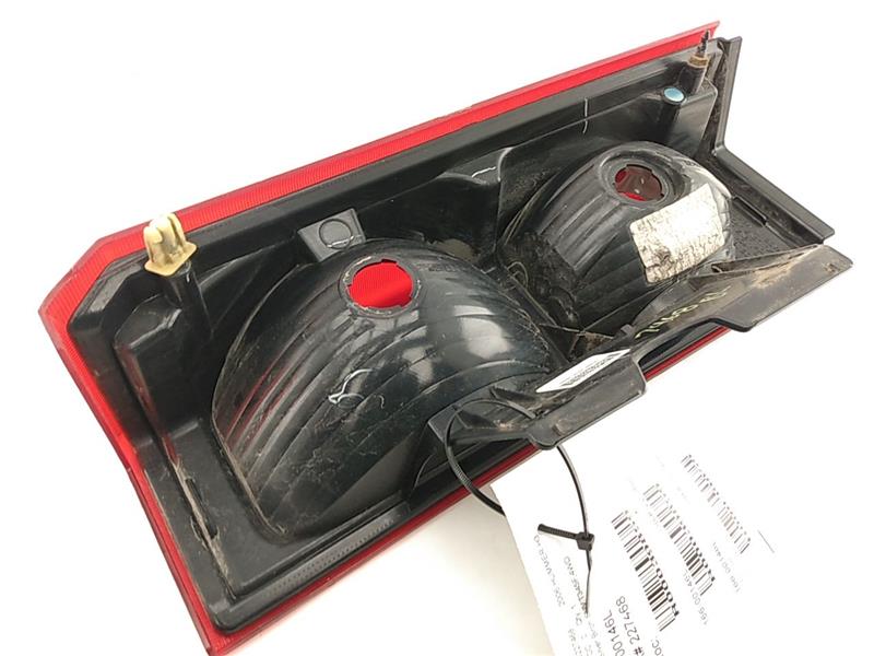 Hummer H3 Rear Left Tail Lamp