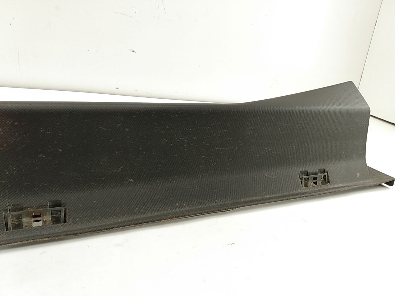 Hummer H3 Left Side Rocker Panel Moulding