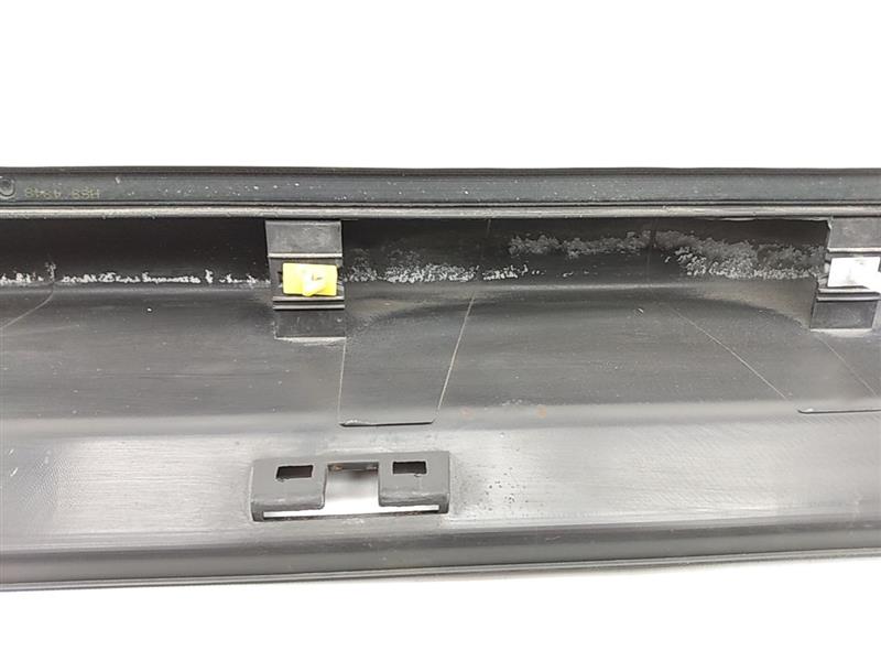 Hummer H3 Left Side Rocker Panel Moulding