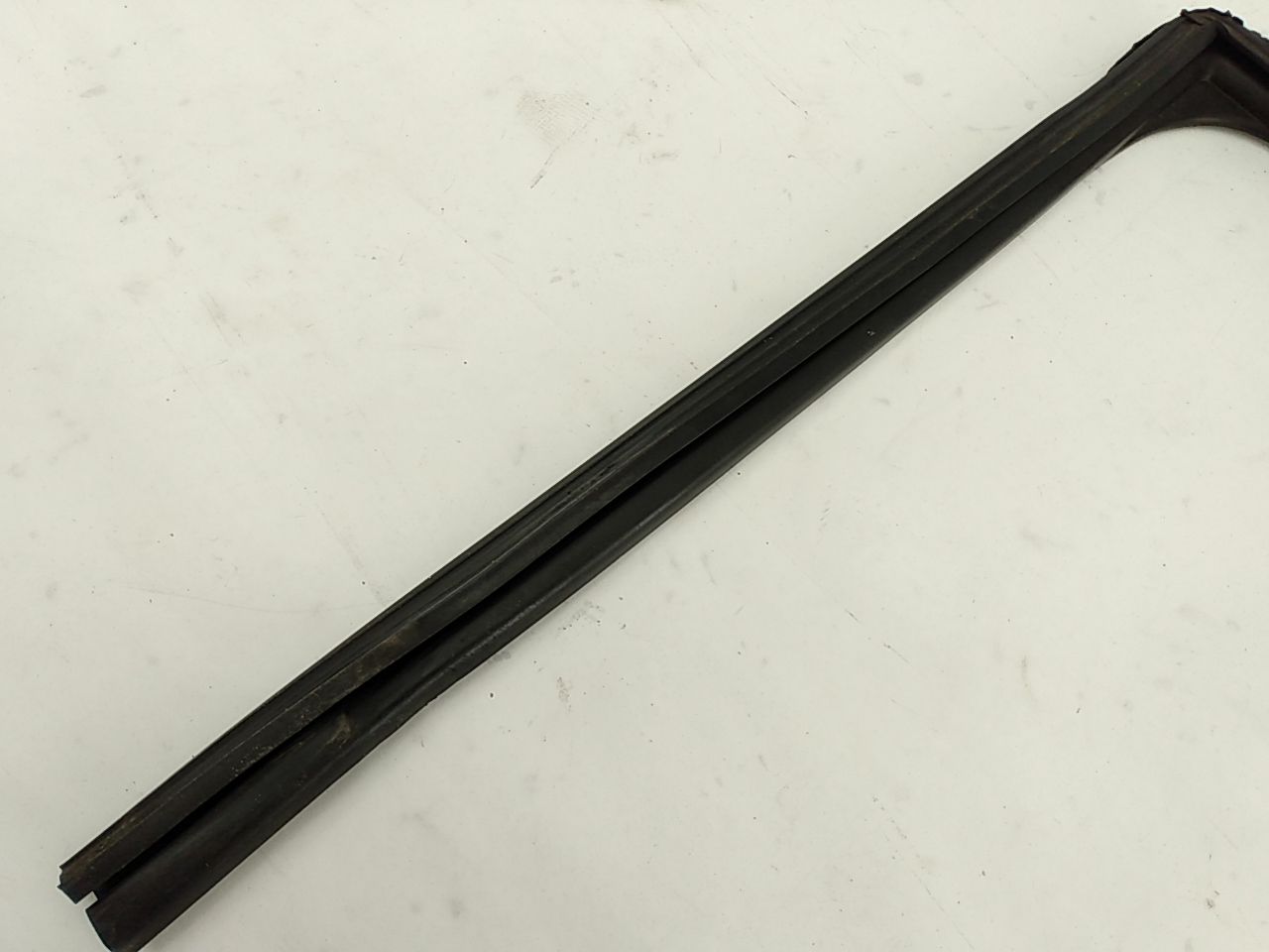 Jaguar X Type Rear Left Door Window Seal - 0