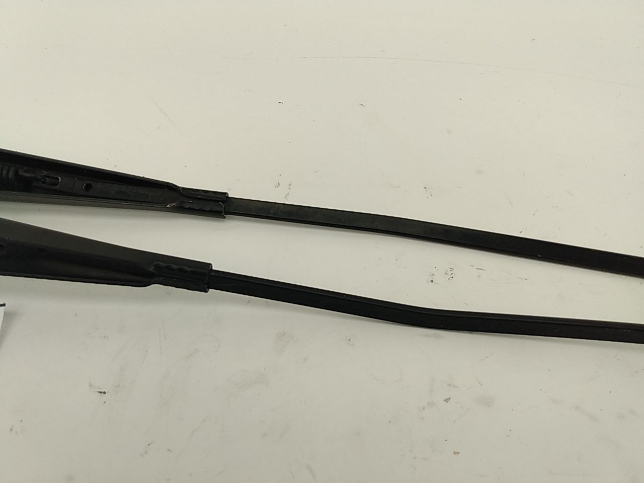 Jaguar X Type Front Wiper Arm Set