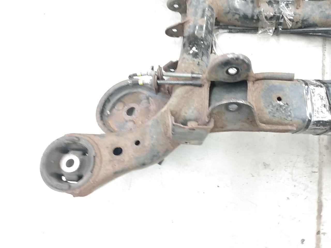 Land Rover Range Rover Rear Subframe Crossmember - 0
