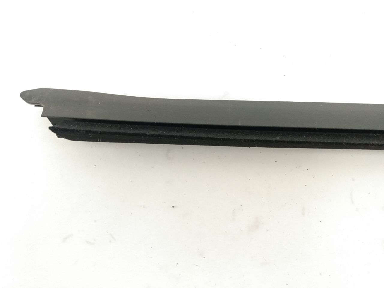 Saab 9-3 Front Right Inner Window Sweep - 0