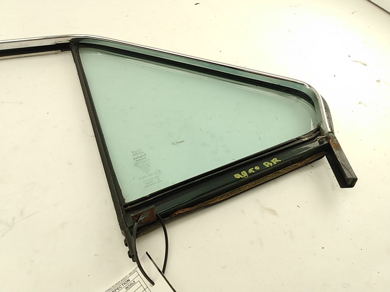 Jaguar XJ6 Rear Right Door Vent Glass