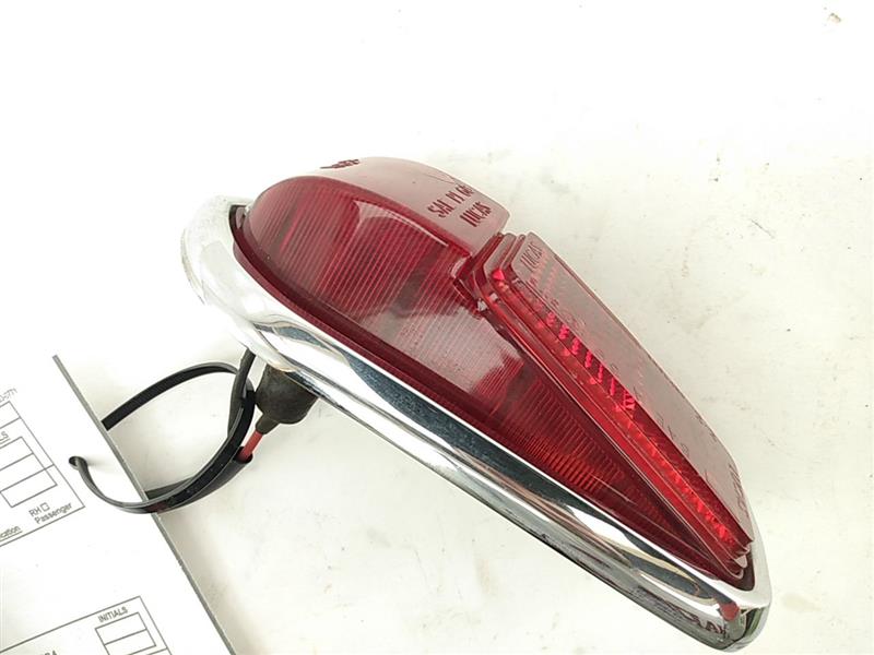 Jaguar XJ6 Rear Left Side Marker Lamp