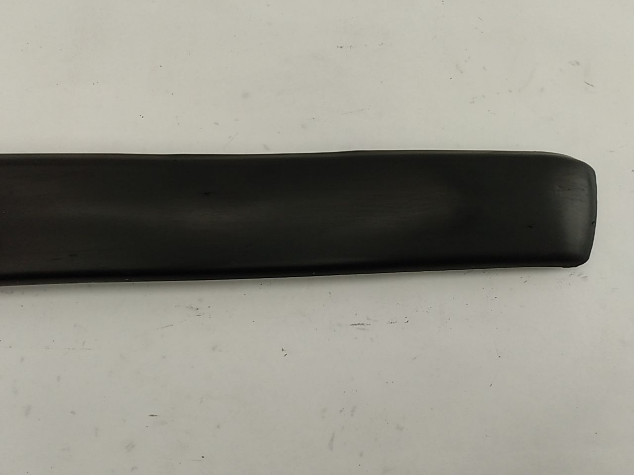 Jaguar XJ6 Rear Left Rubber Bumper Moulding