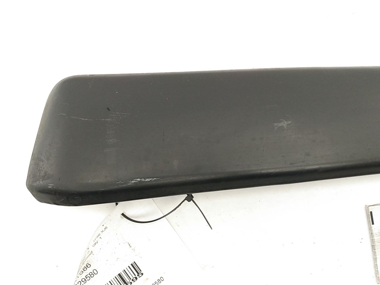 Jaguar XJ6 Rear Right Rubber Bumper Moulding - 0