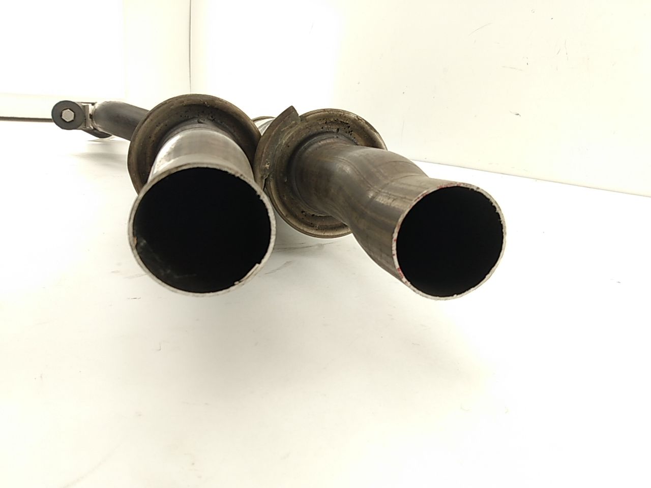 BMW 650I Front Exhaust Resonator