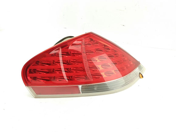 BMW 650I Rear Left Tail Lamp Assembly
Chipped in Corner and has a scuff