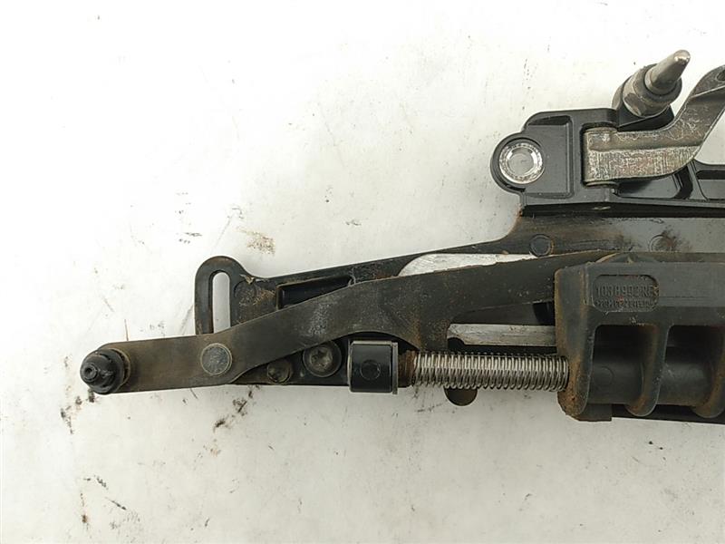 BMW 650I Front Right Convertible Top Latch - 0