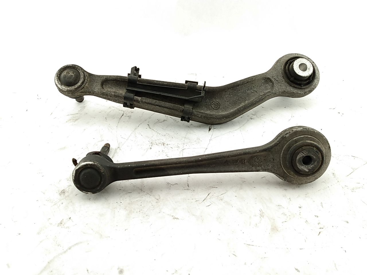 BMW 650I Rear Left Upper Control Arm Set - 0