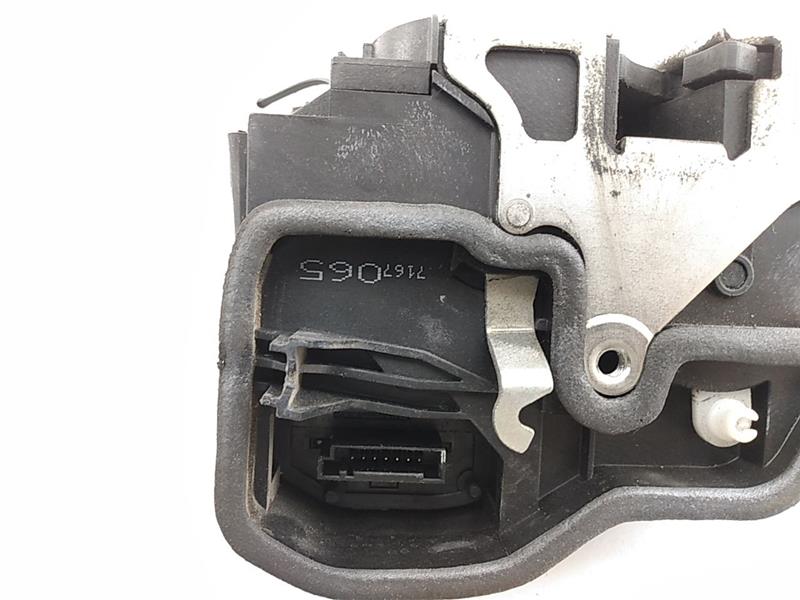 BMW 650I Front Left Door Latch - 0