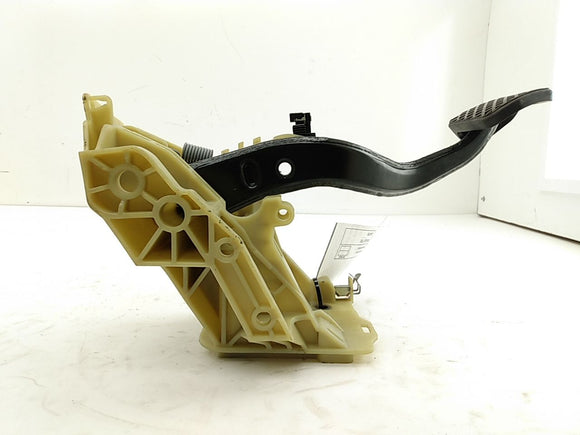 BMW 650I Brake Pedal Assembly