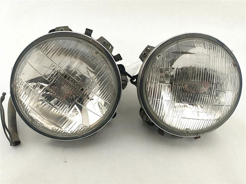 Jaguar XJ6 Right Headlight Set