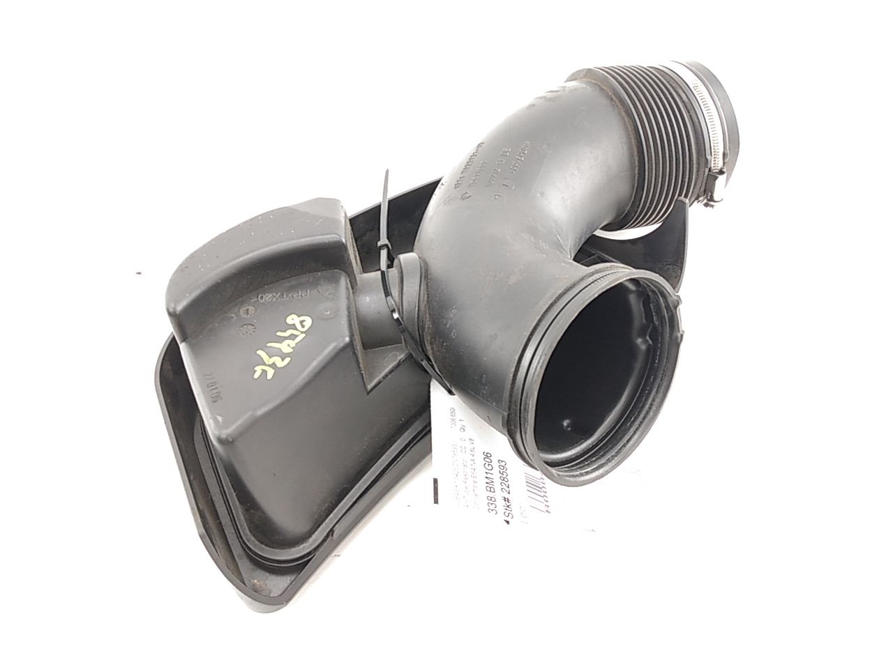 BMW 650I Air Intake Tube