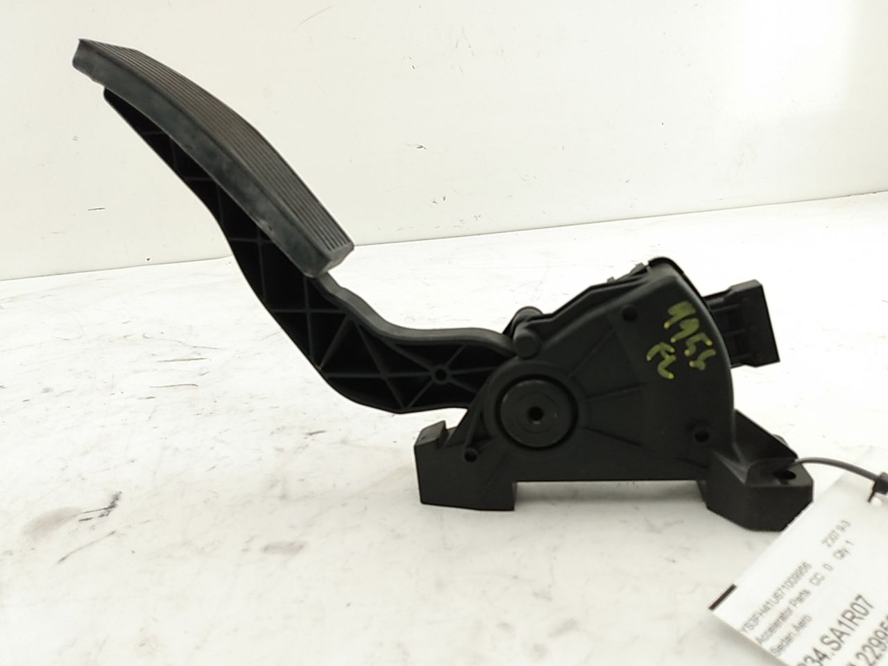 Saab 9-3 Gas Pedal Assembly