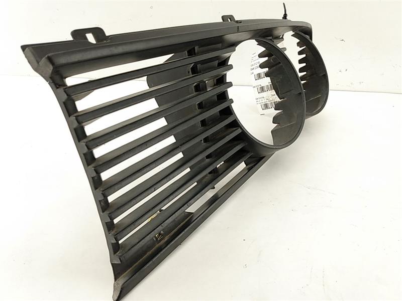 BMW 533I Front Left Grille