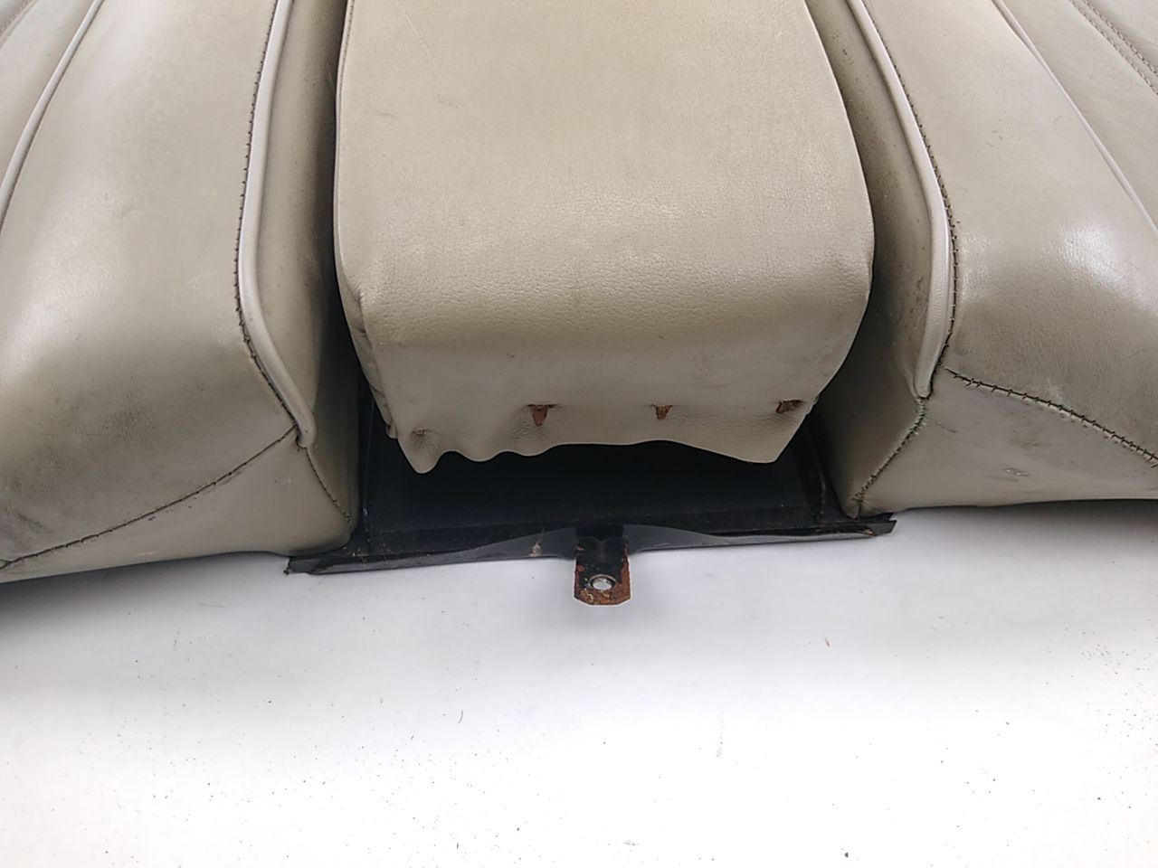 BMW 533I Rear Seat Set