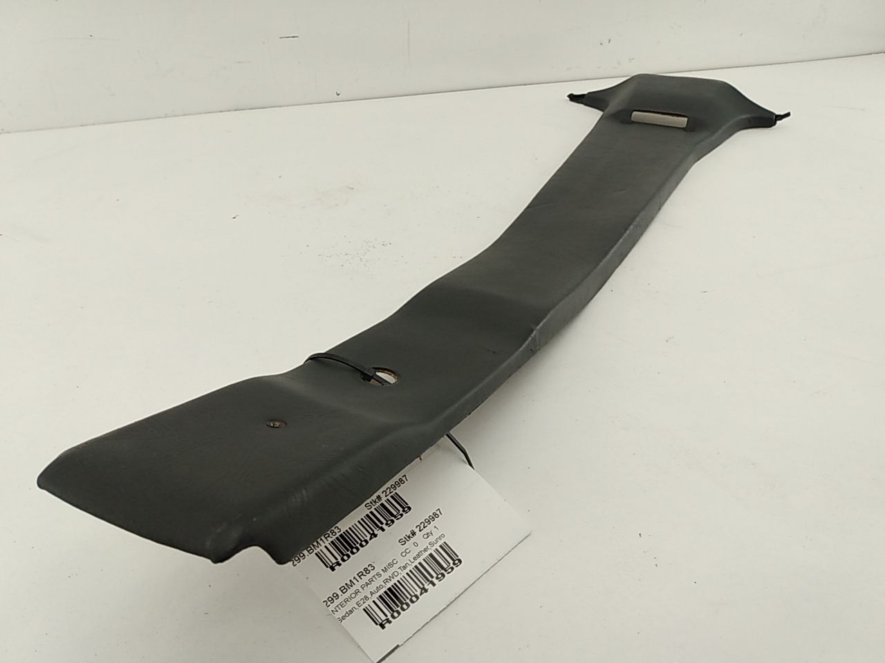 BMW 533I Right Side B-Pillar Cover - 0